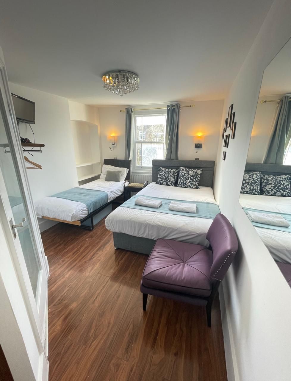 Triple room-Budget-Private Bathroom-Room 27