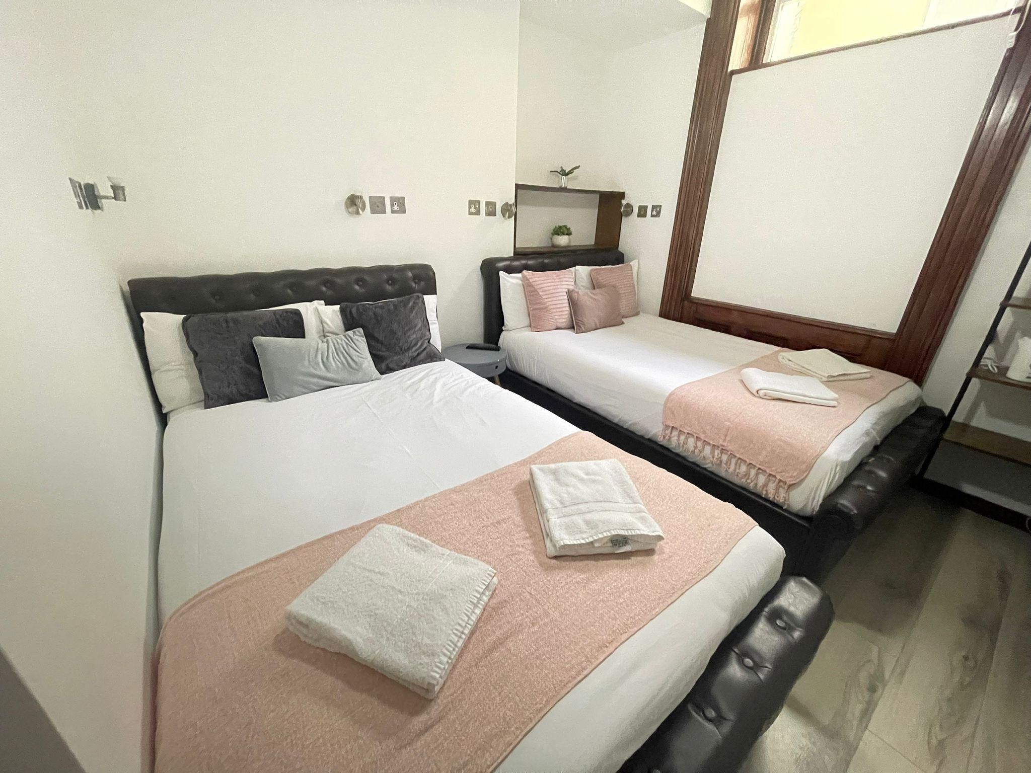 Quad room-Budget-Private Bathroom-Room 03