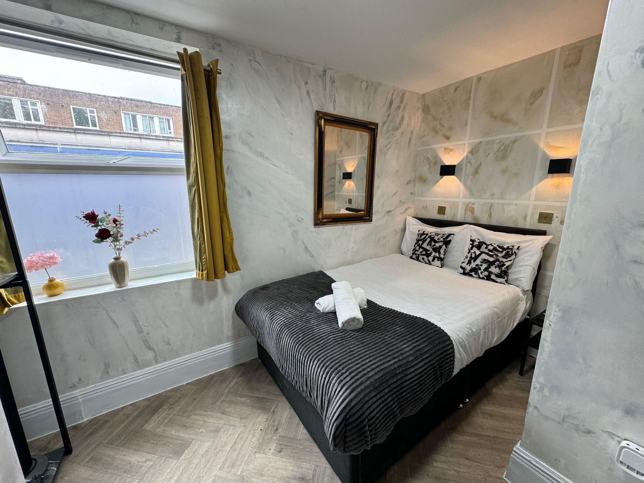 Double room-Budget-Private Bathroom-Room 10