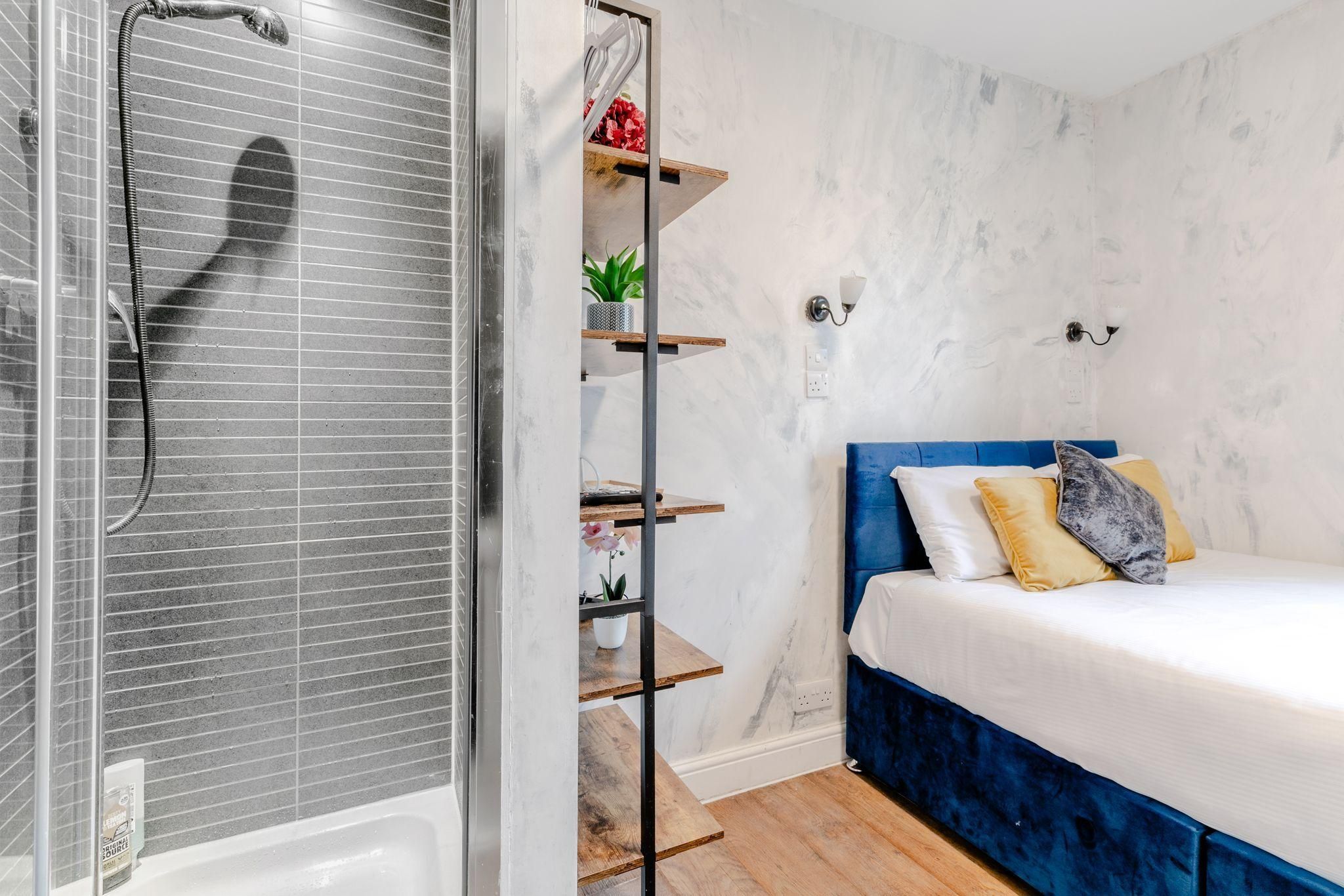 Double room-Budget-Private Bathroom-Room 15