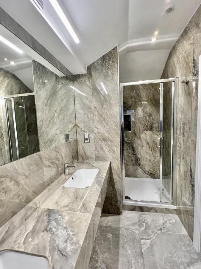 Three Bedroom Superior Duplex Apartment with Patio – Ground and Lower Ground Floor