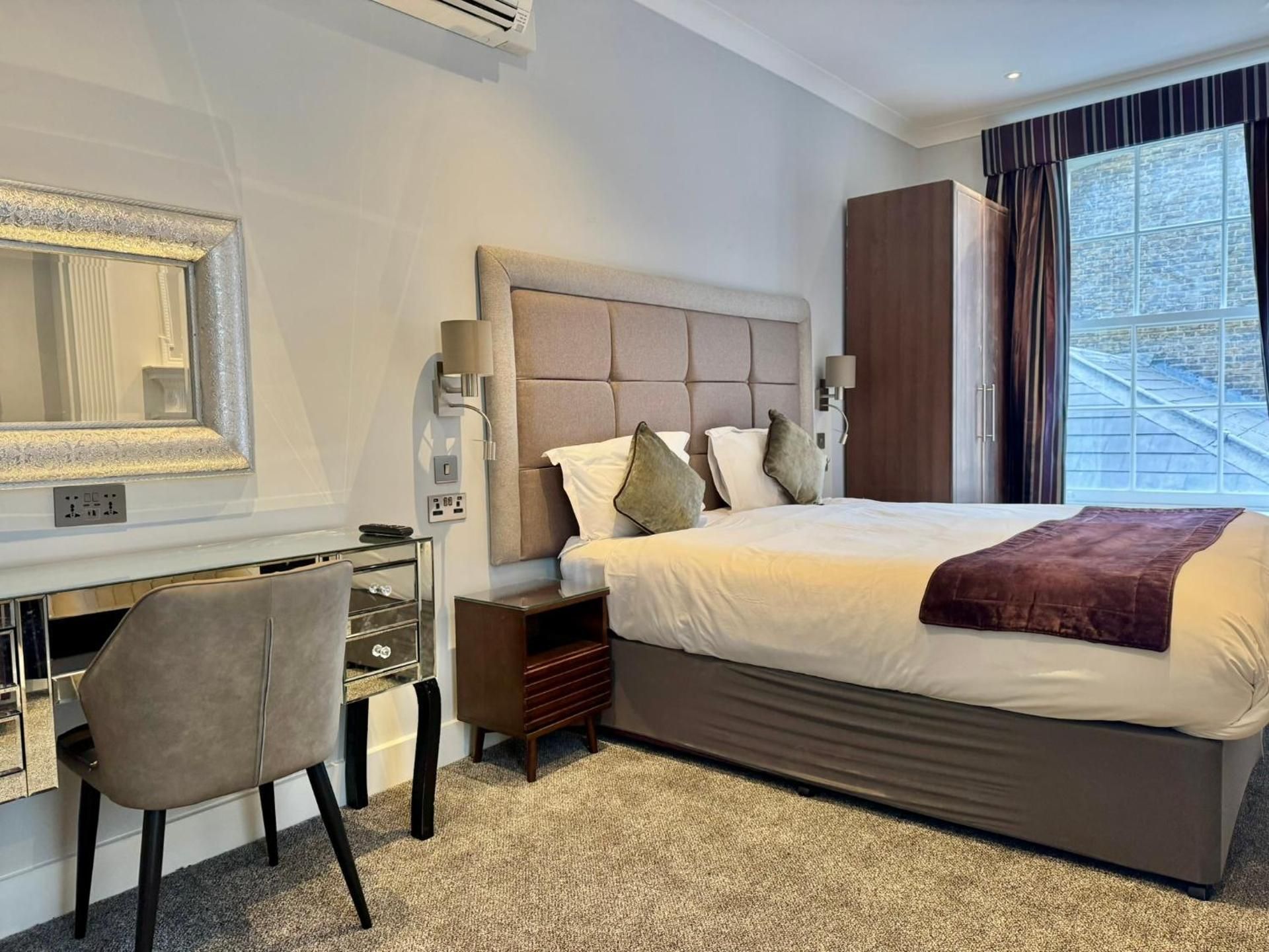 Two Bedroom Superior Apartment with Three Bathrooms – 2nd Floor