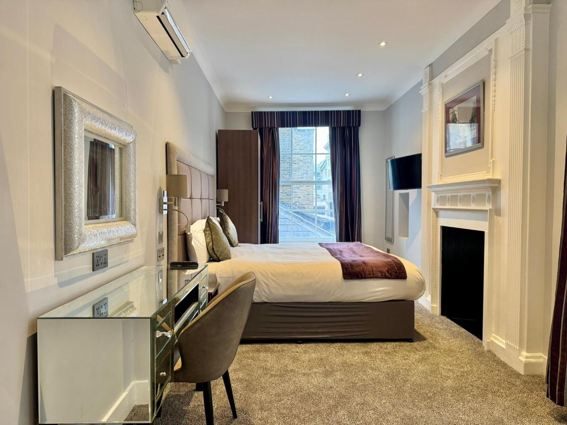 Two Bedroom Superior Apartment with Three Bathrooms – 2nd Floor