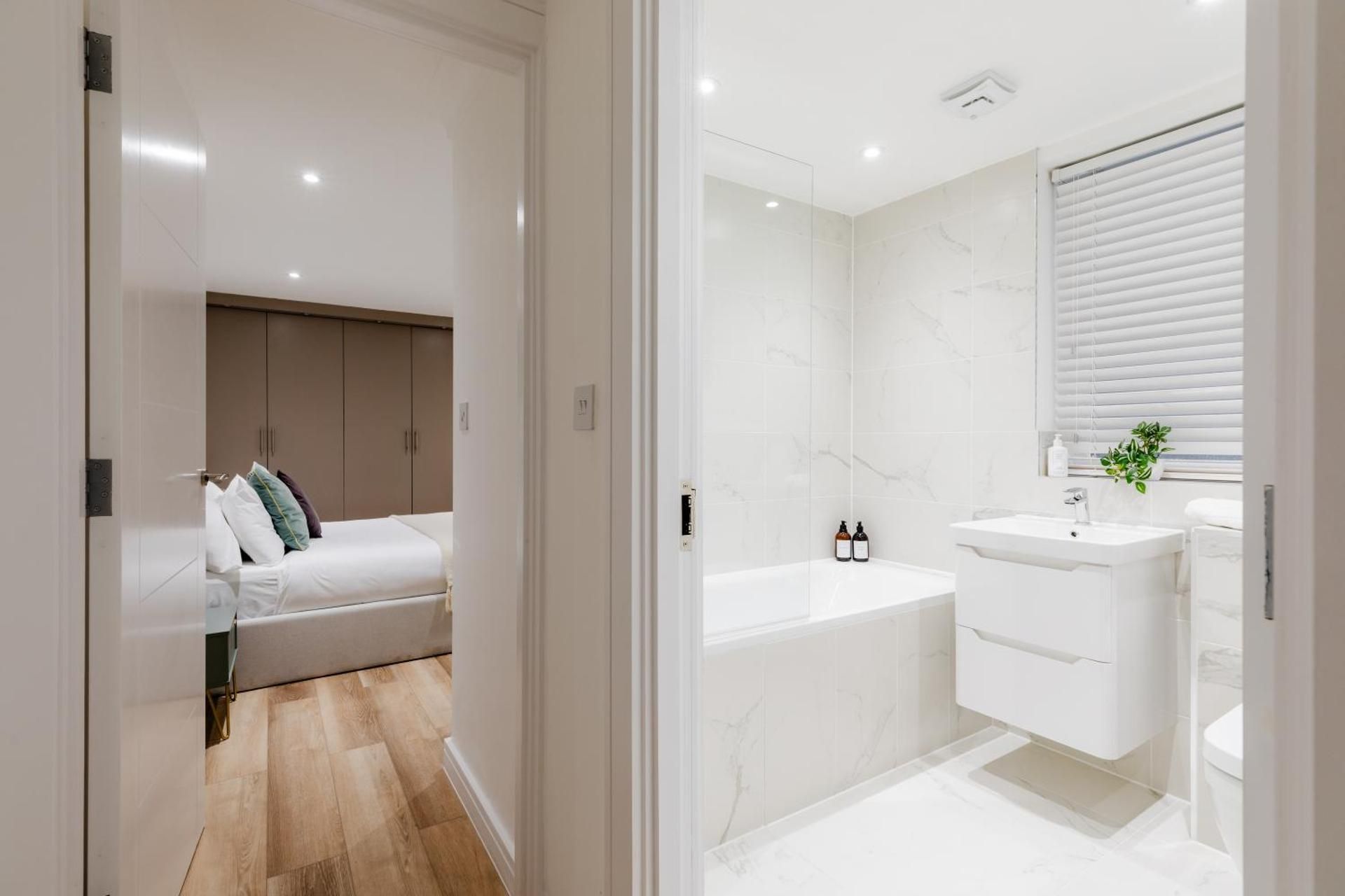 Two-Bedroom Deluxe Apartment