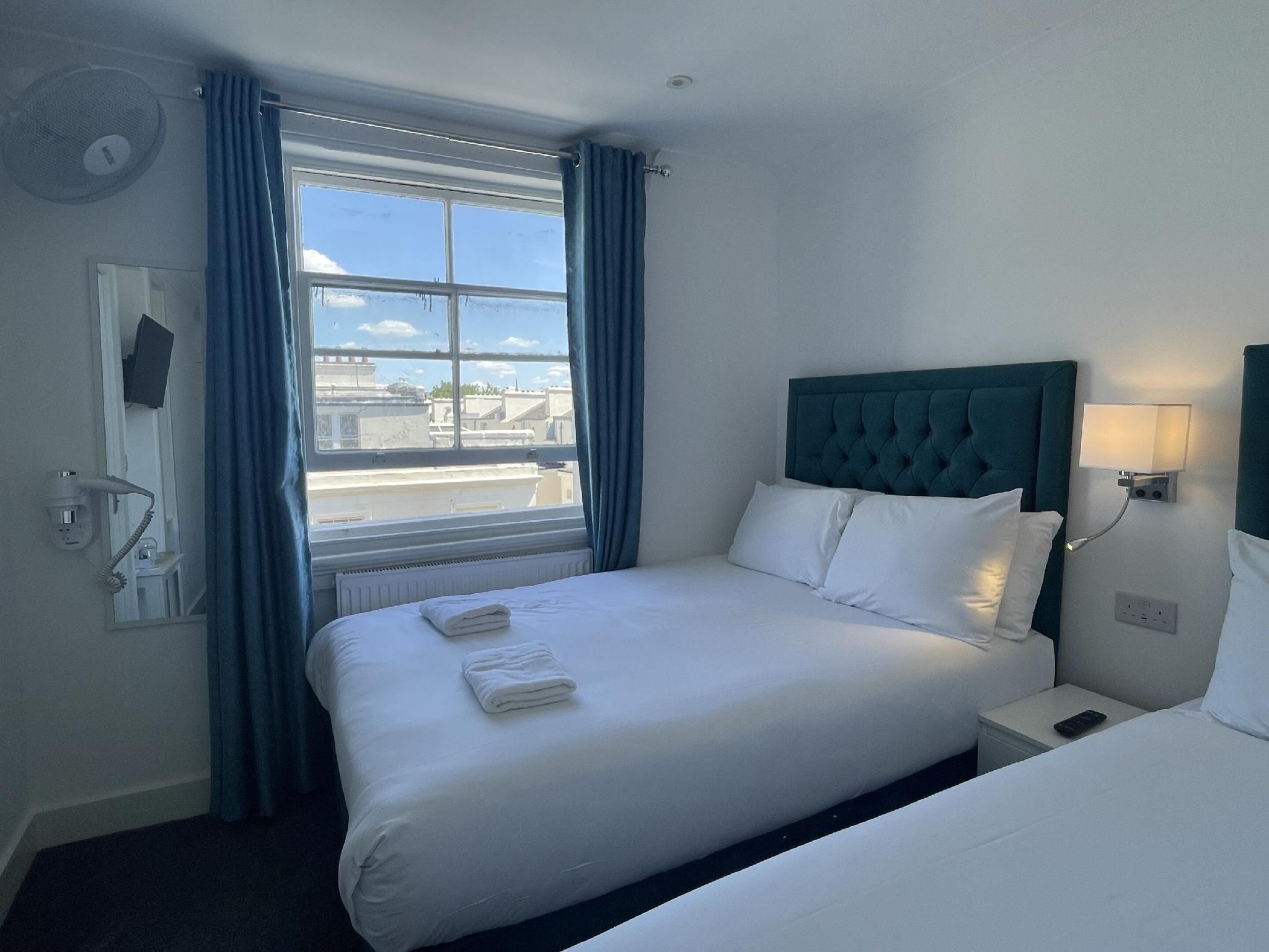 Premium Twin Room
