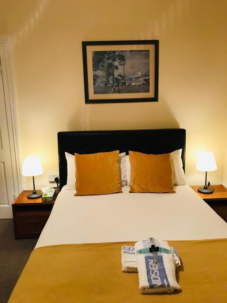 Double Room with Shared Bathroom