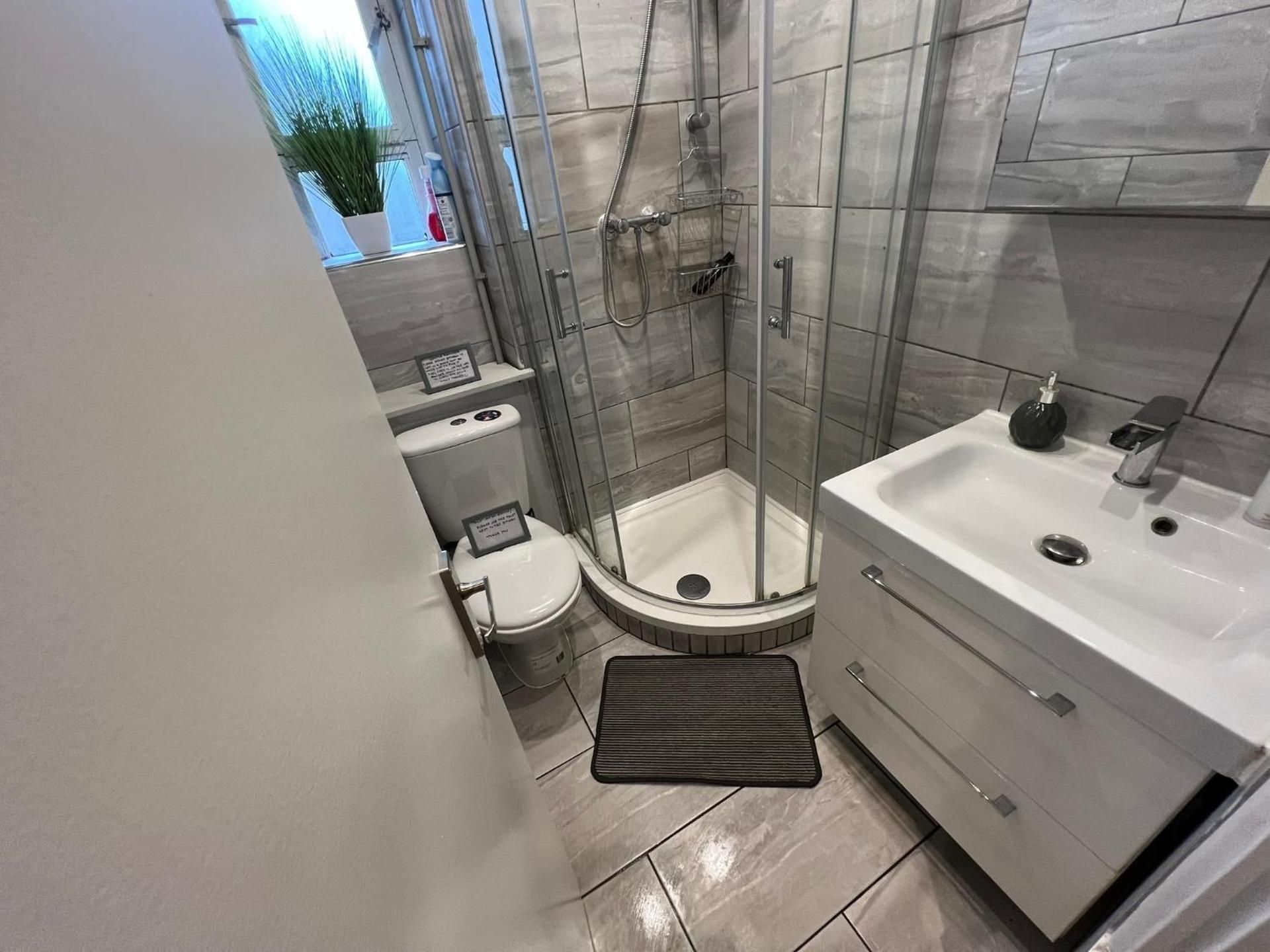 Double Room with Shared Toilet