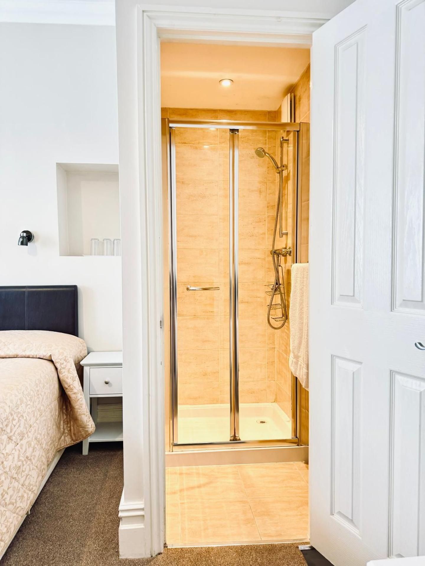Triple Room with Private Bathroom