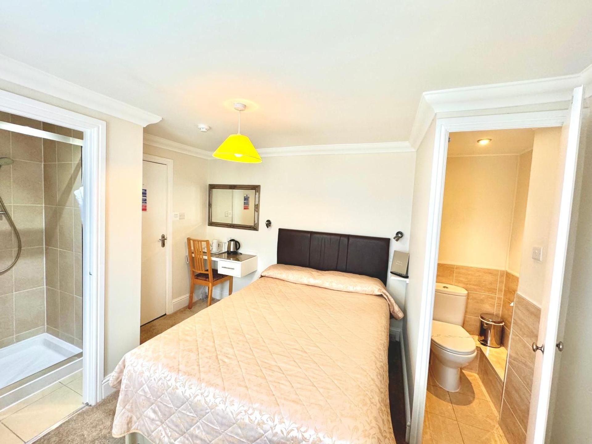 Double Room with Private Bathroom