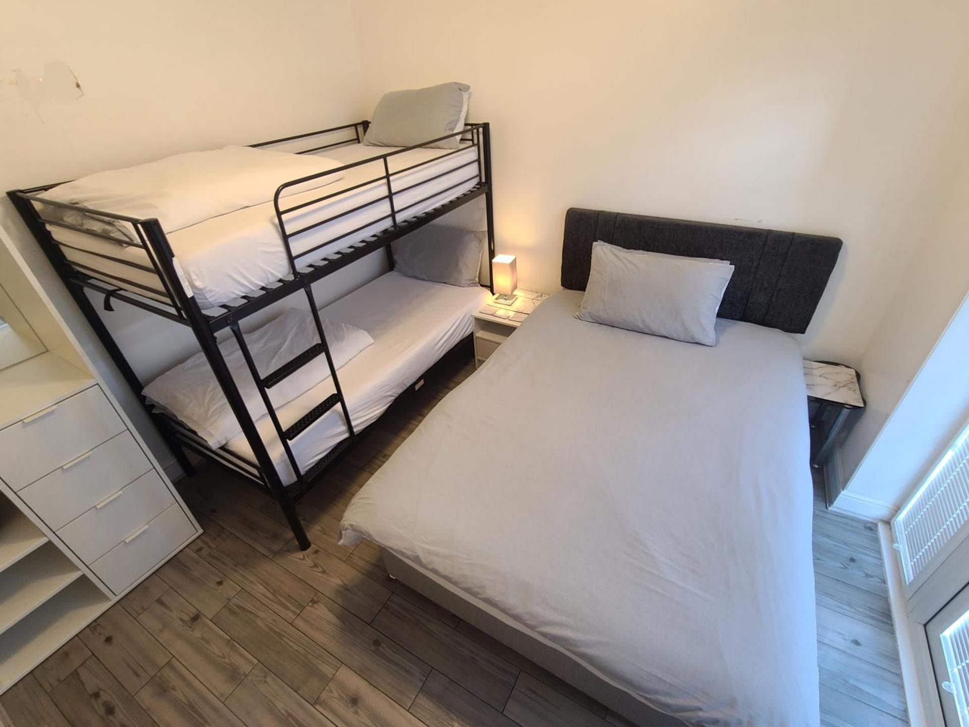Deluxe Family Room
