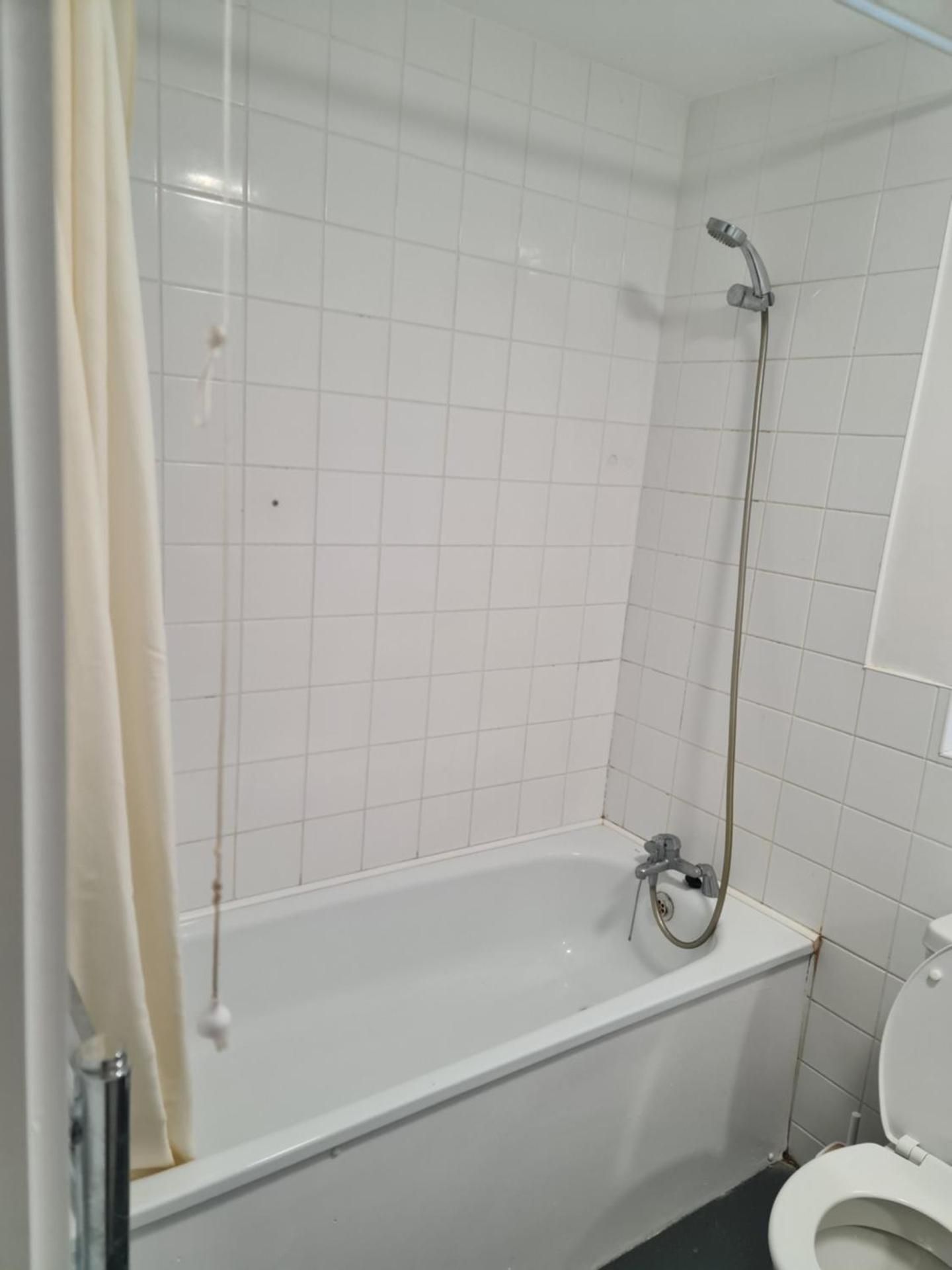 Standard Double Room with Shared Bathroom