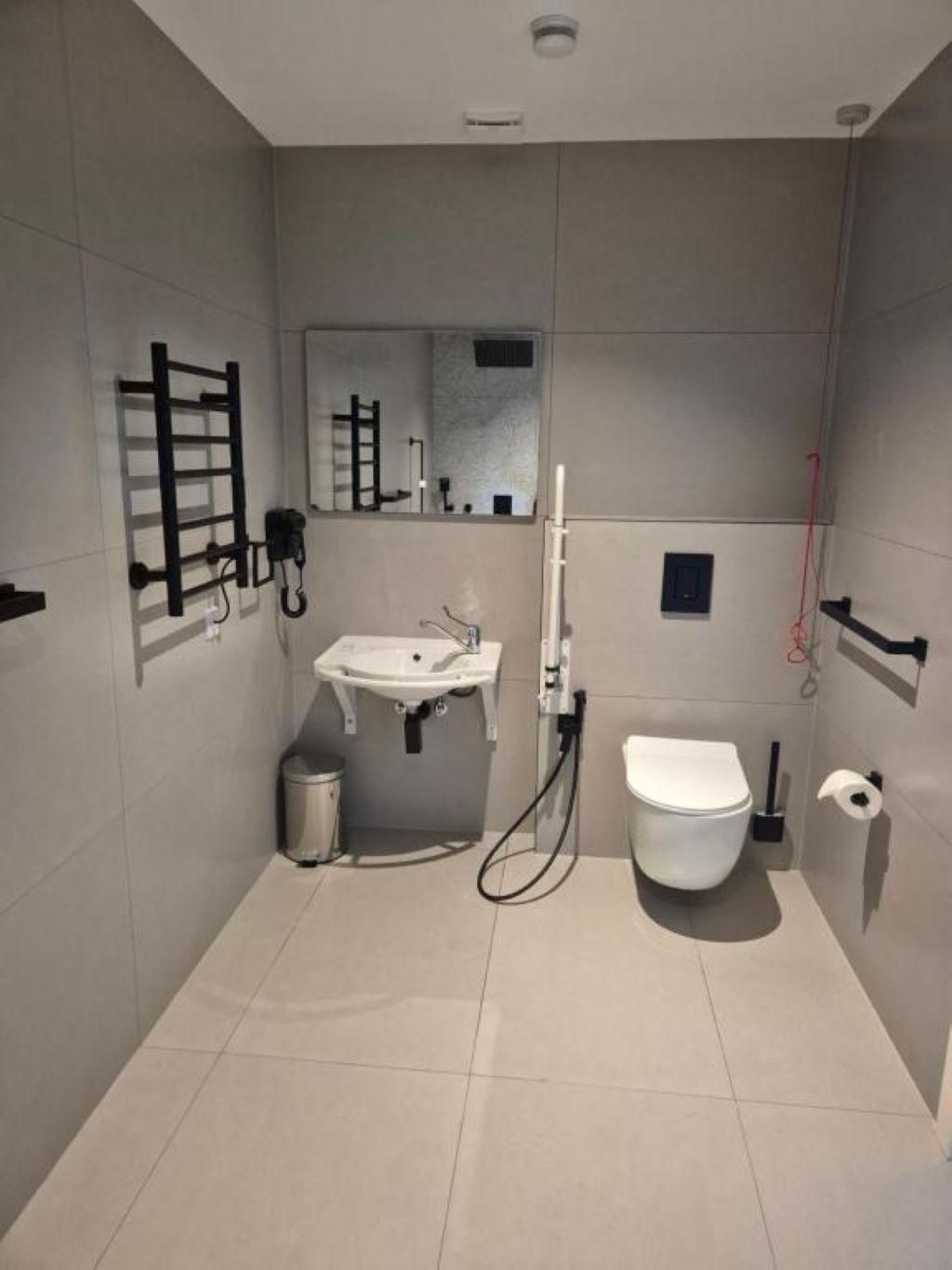 Accessible - 2 Beds