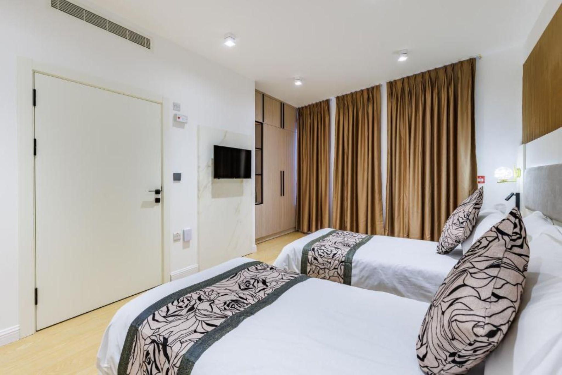 Accessible - 2 Beds
