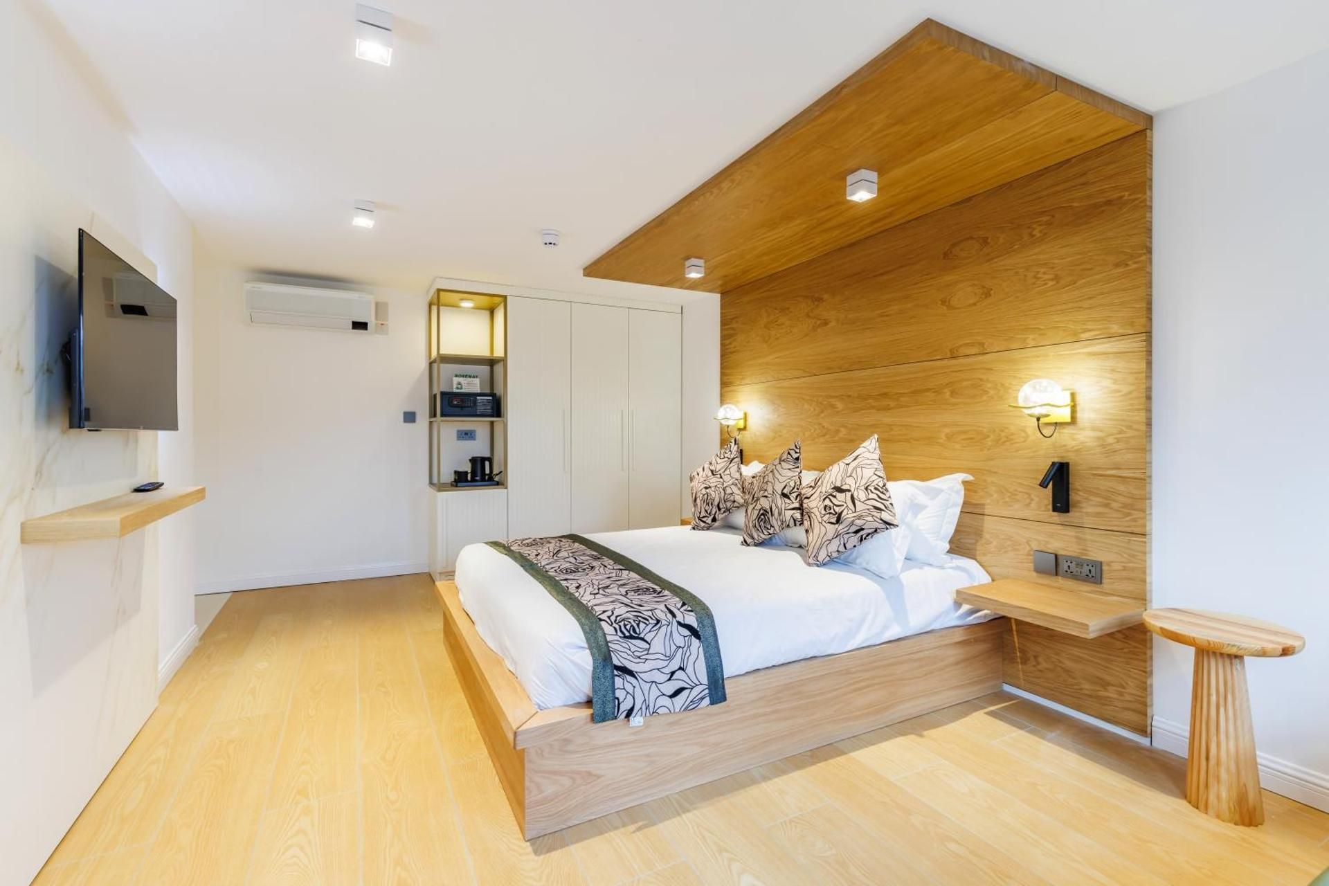 Superior - 1 Double Bed