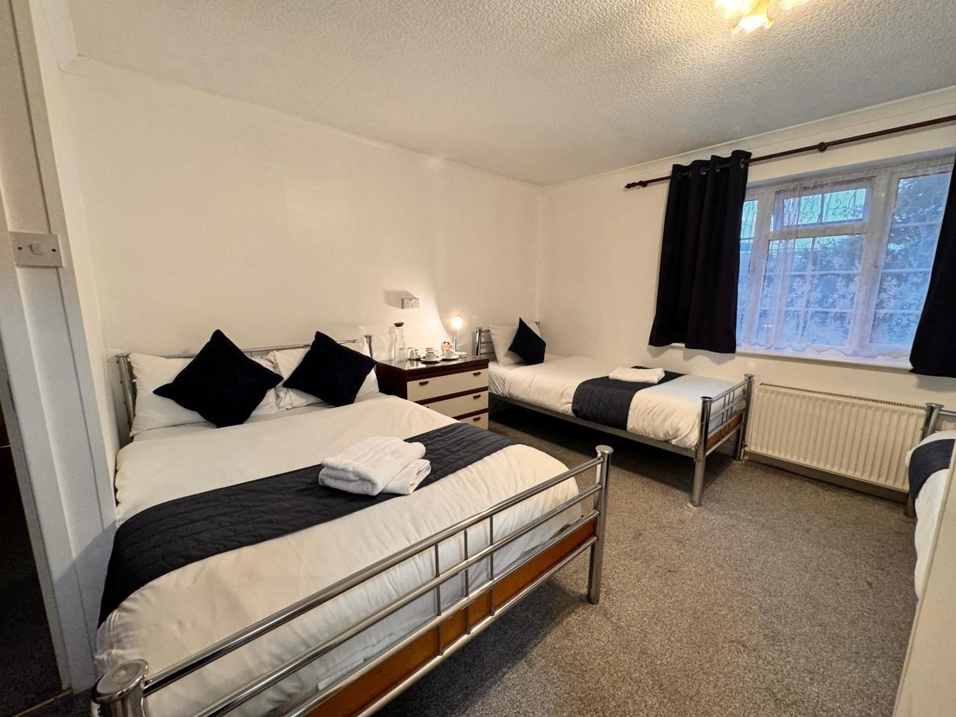 Deluxe Family Suite