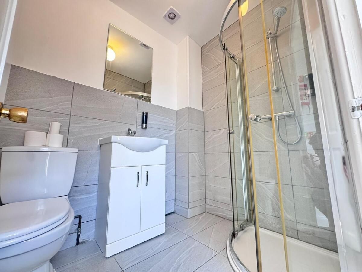 Double Room with Shared Bathroom