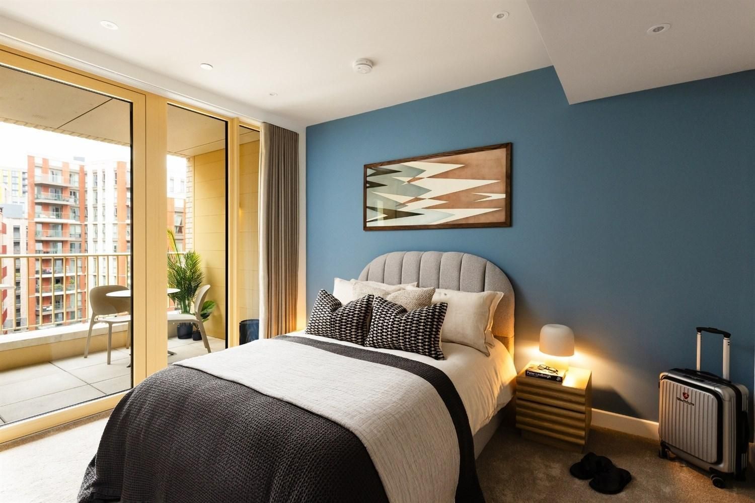 One Bedroom Apartment