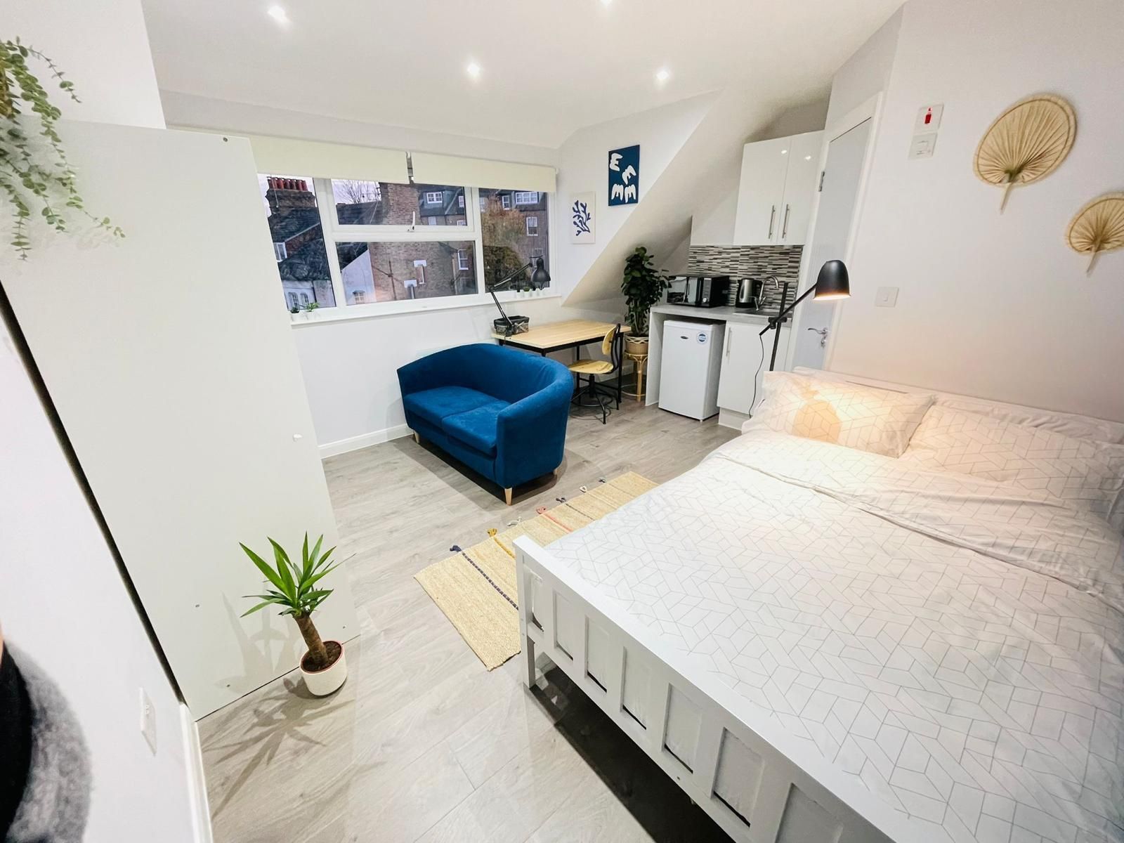Apartment-Private Bathroom-12-Deluxe