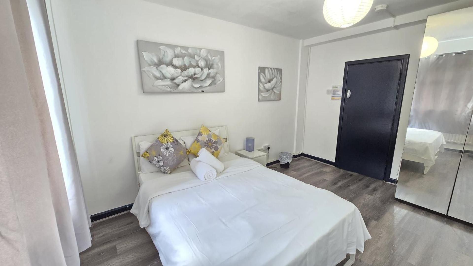 Double Room with Shared Bathroom