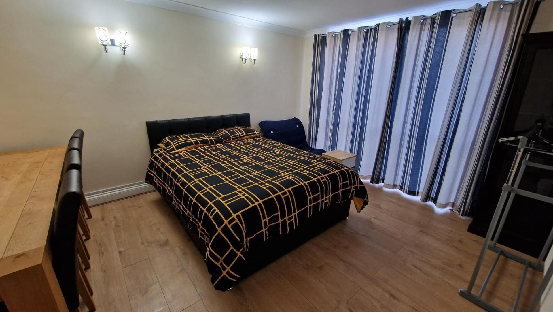Standard Double Room with Shared Bathroom