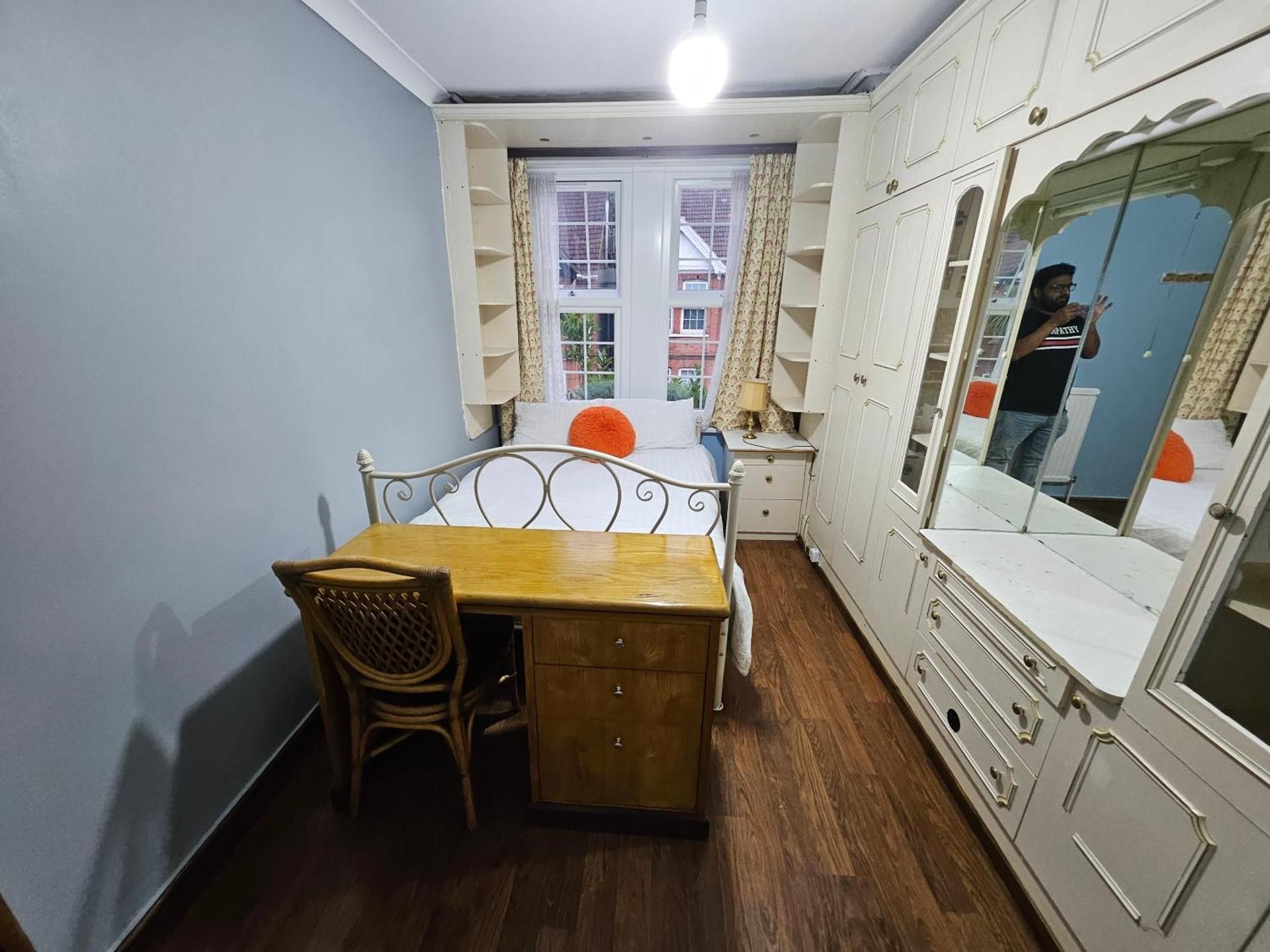 Standard Double Room with Shared Bathroom
