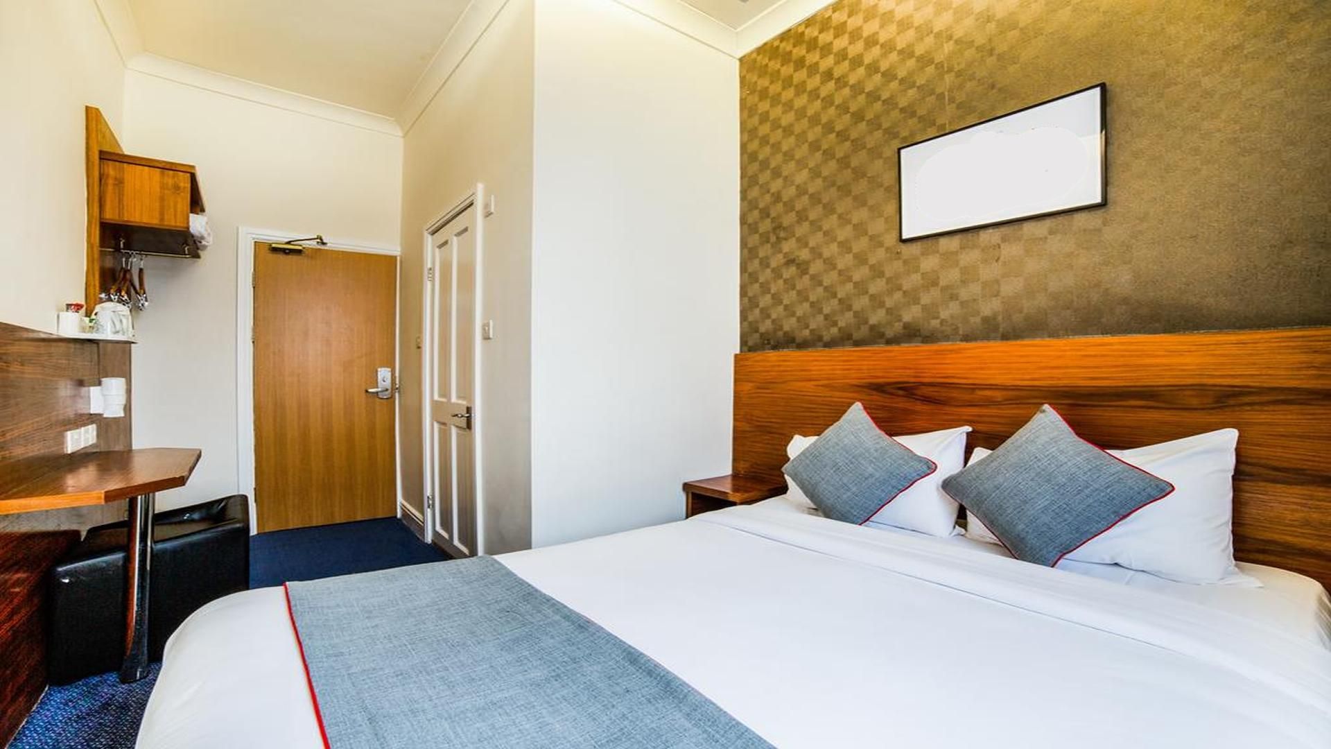 Superior Single Room