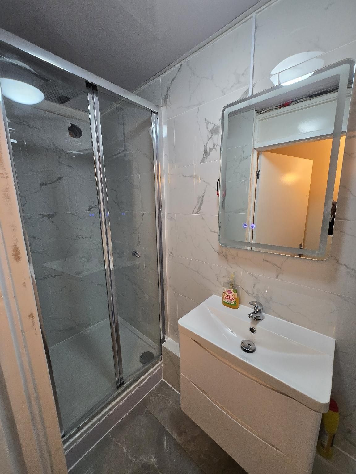 Standard Single Room - Shared