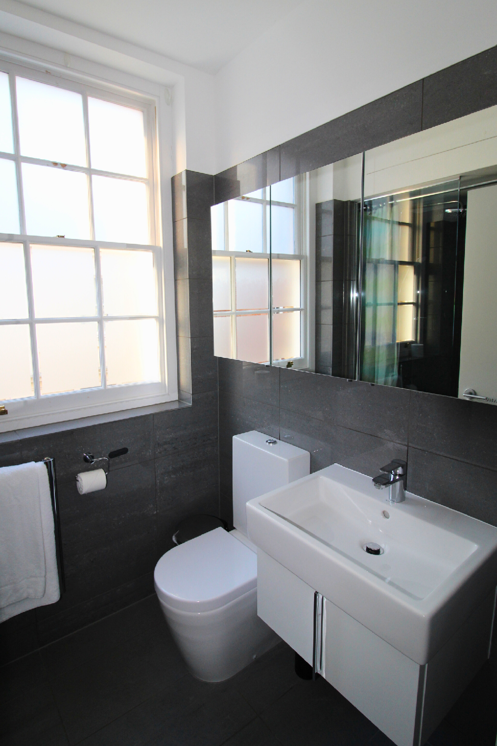 1 Bedroom 1 Bathroom
