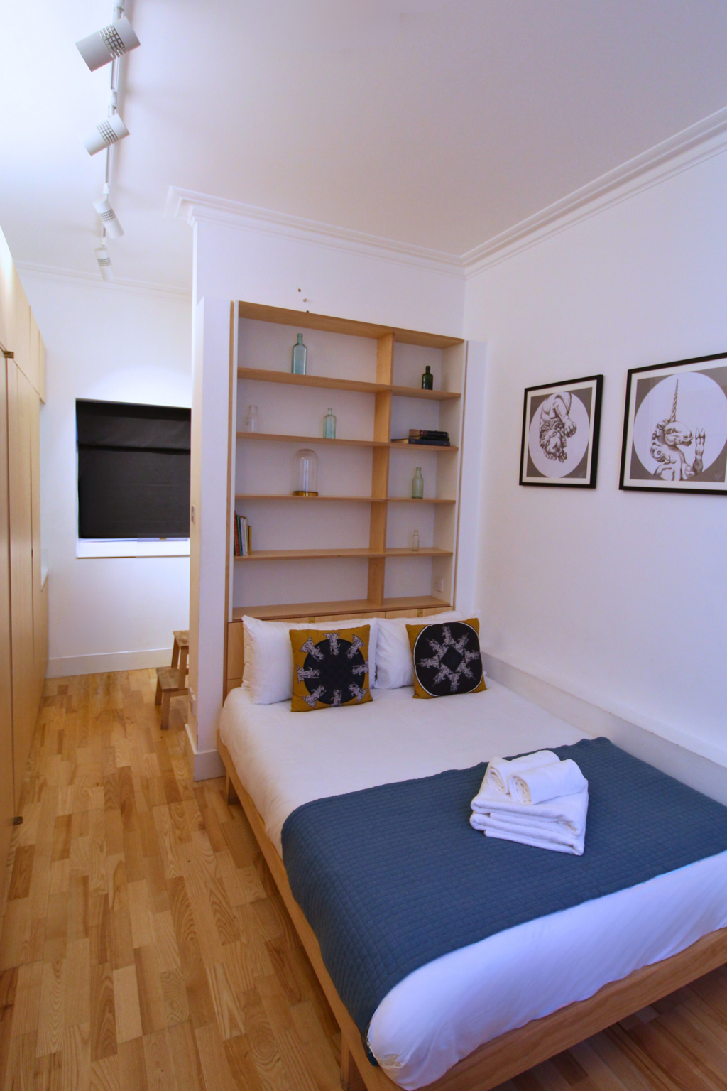 Studio Apartment