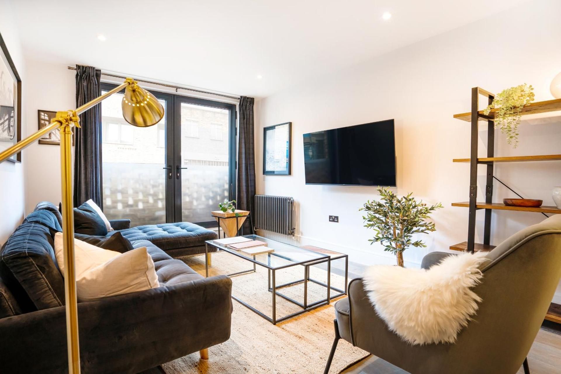 One-Bedroom Apartment