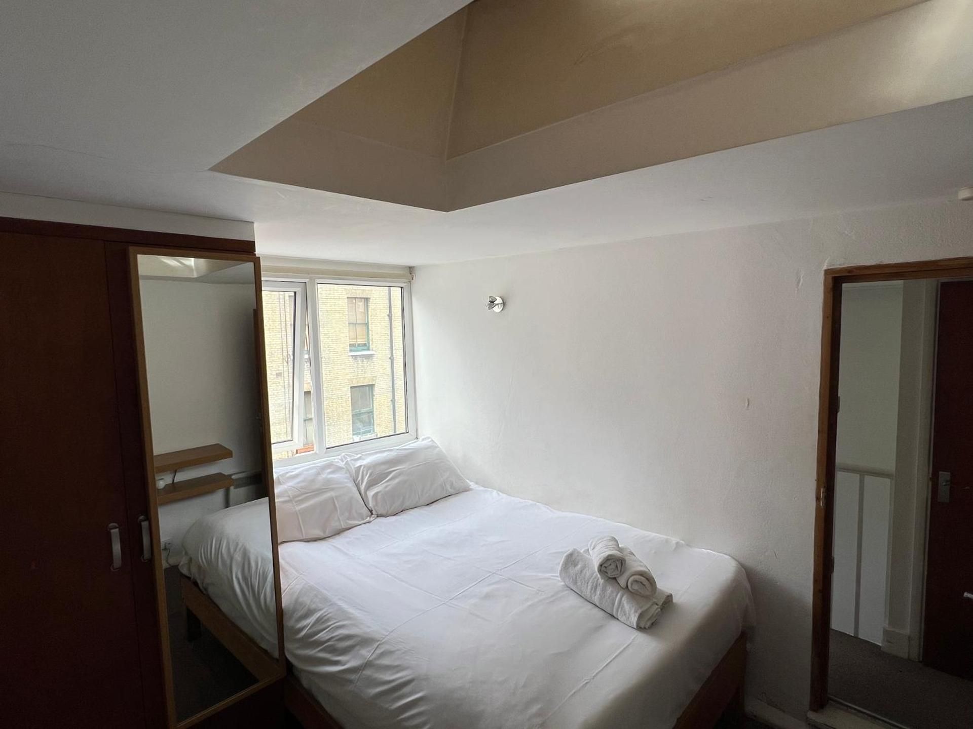 Double Room with Shared Bathroom