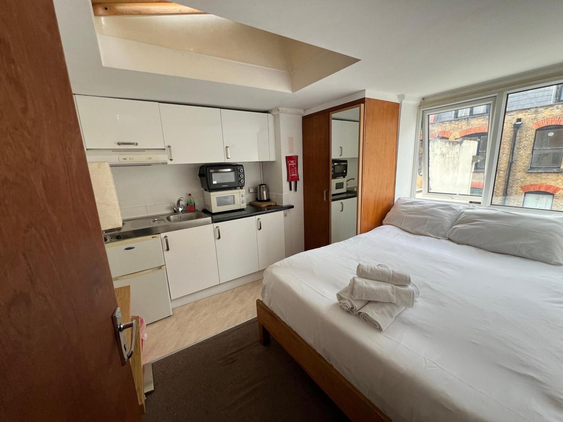 Double Room with Shared Bathroom