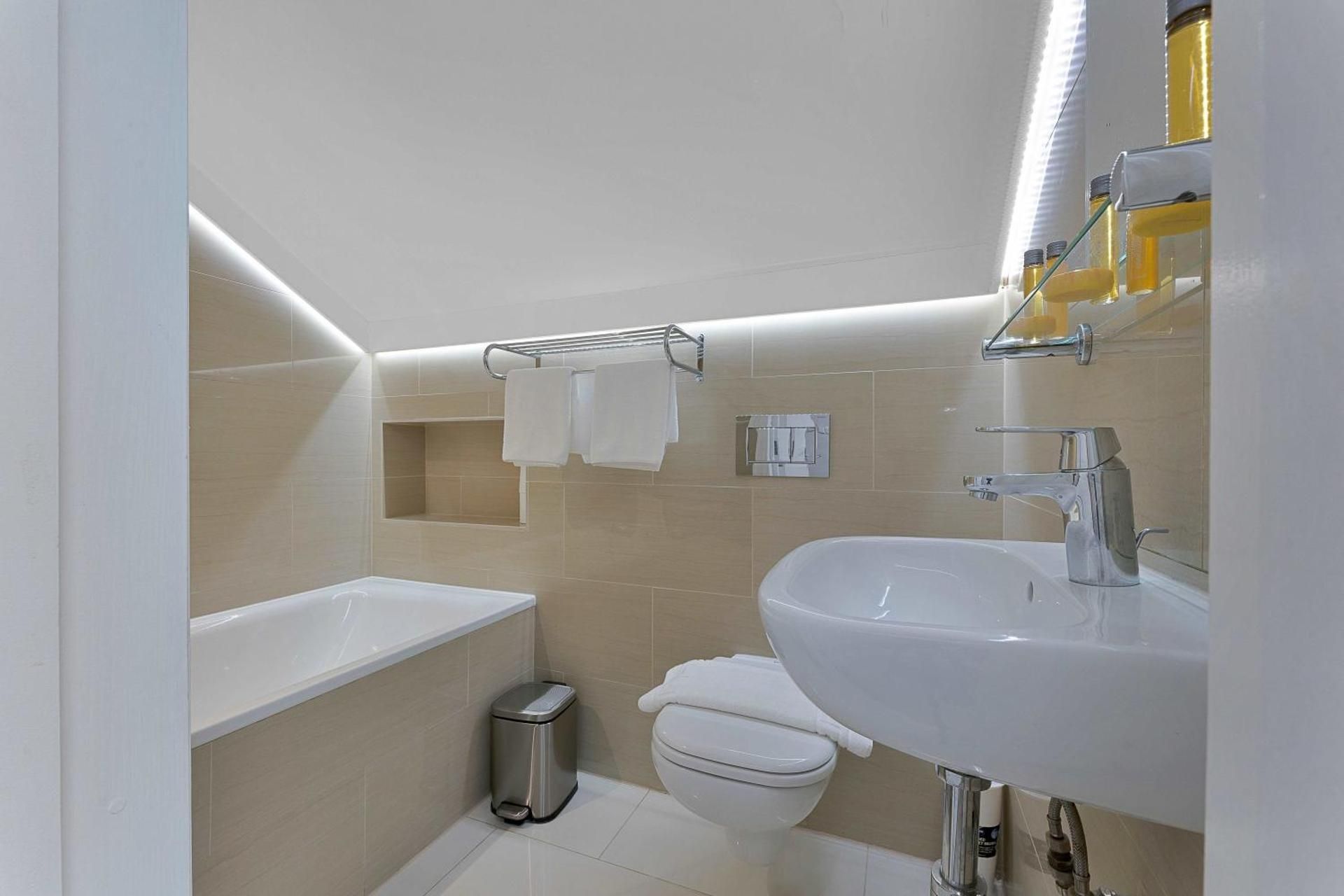 Superior Triple Room