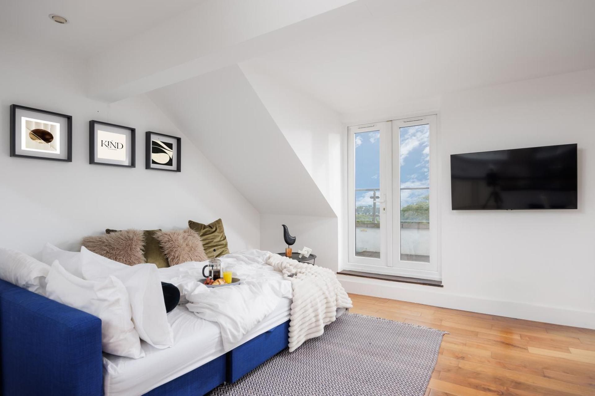 Superior Apartment with Balcony