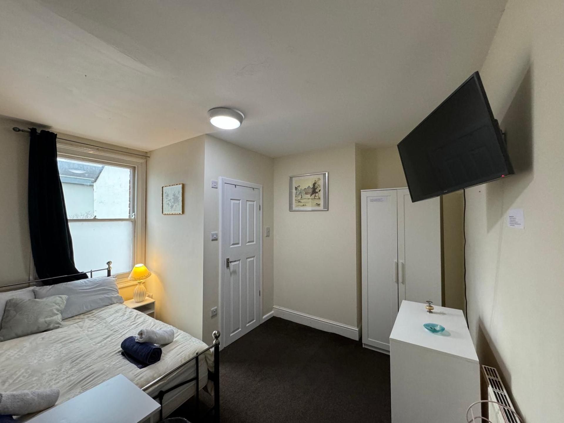 Double Room with Private Bathroom