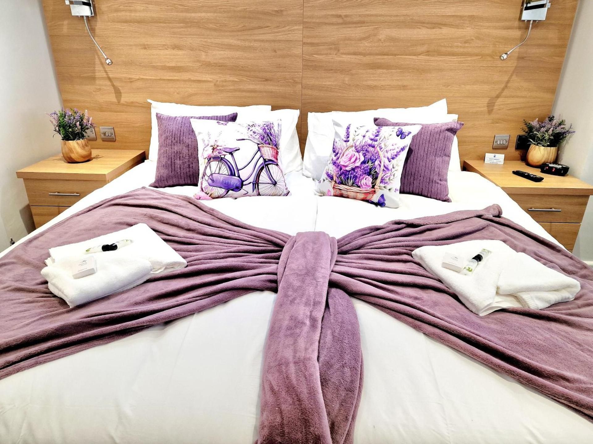 Superior Double or Twin Room with Garden View