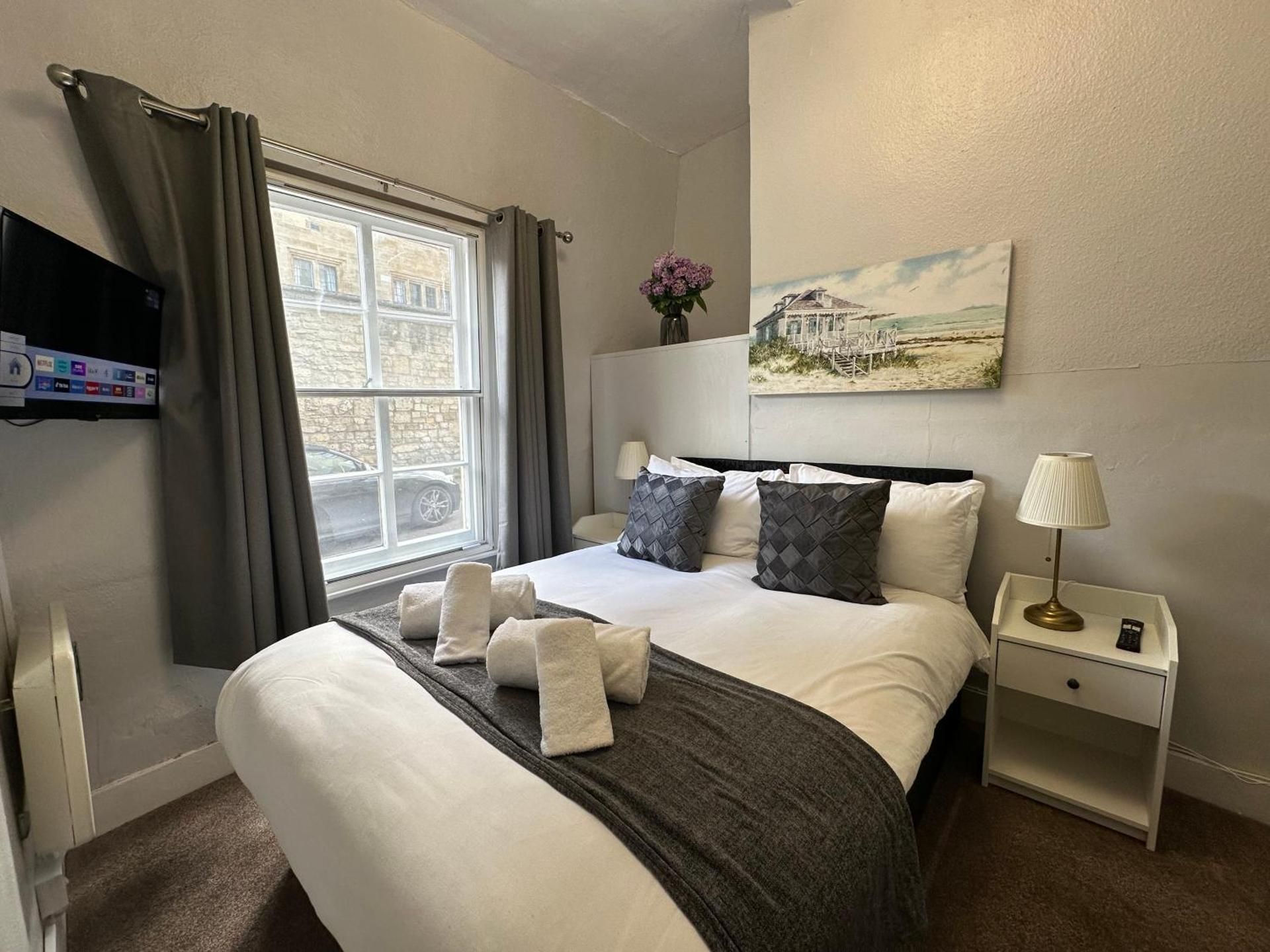 Double Room with Shared Bathroom