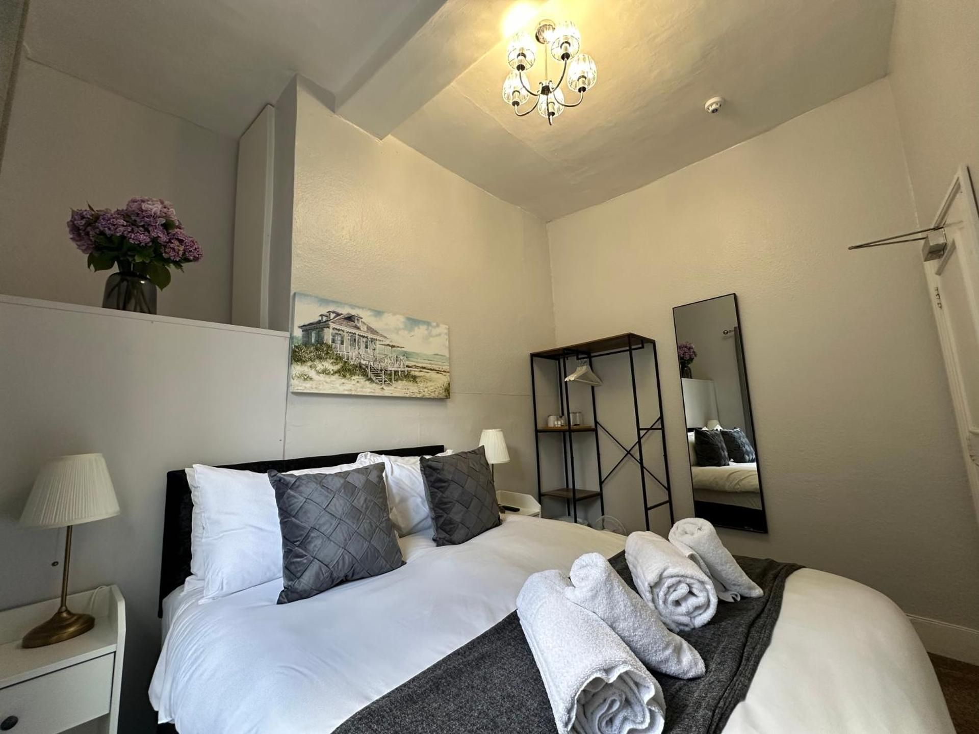 Double Room with Shared Bathroom