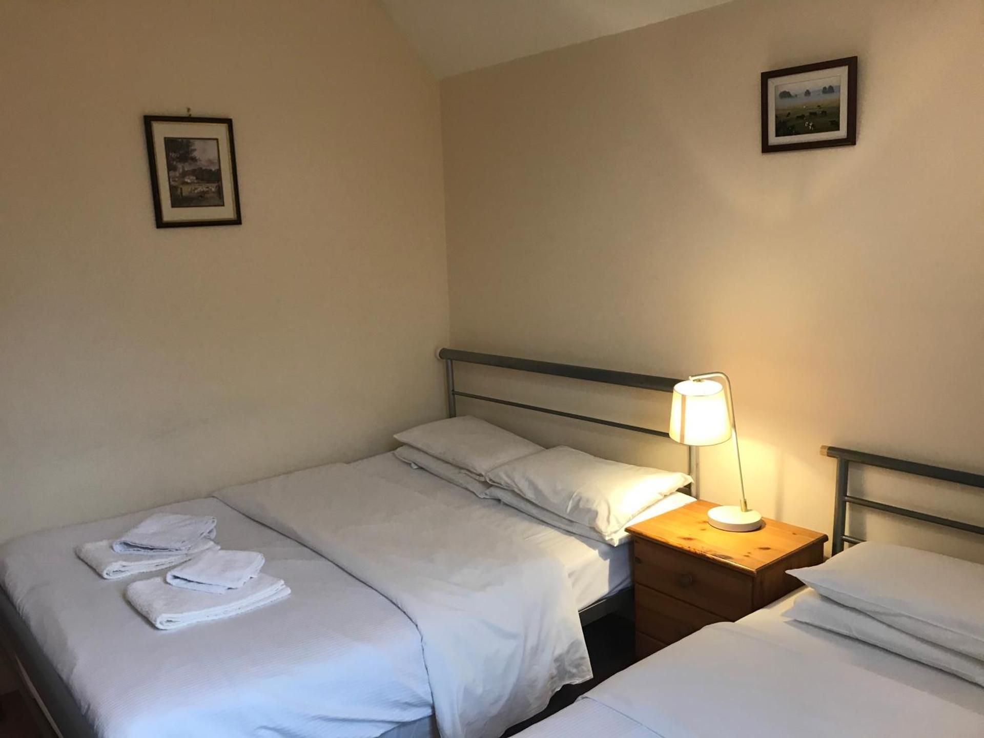 Triple Room with Shared Toilet