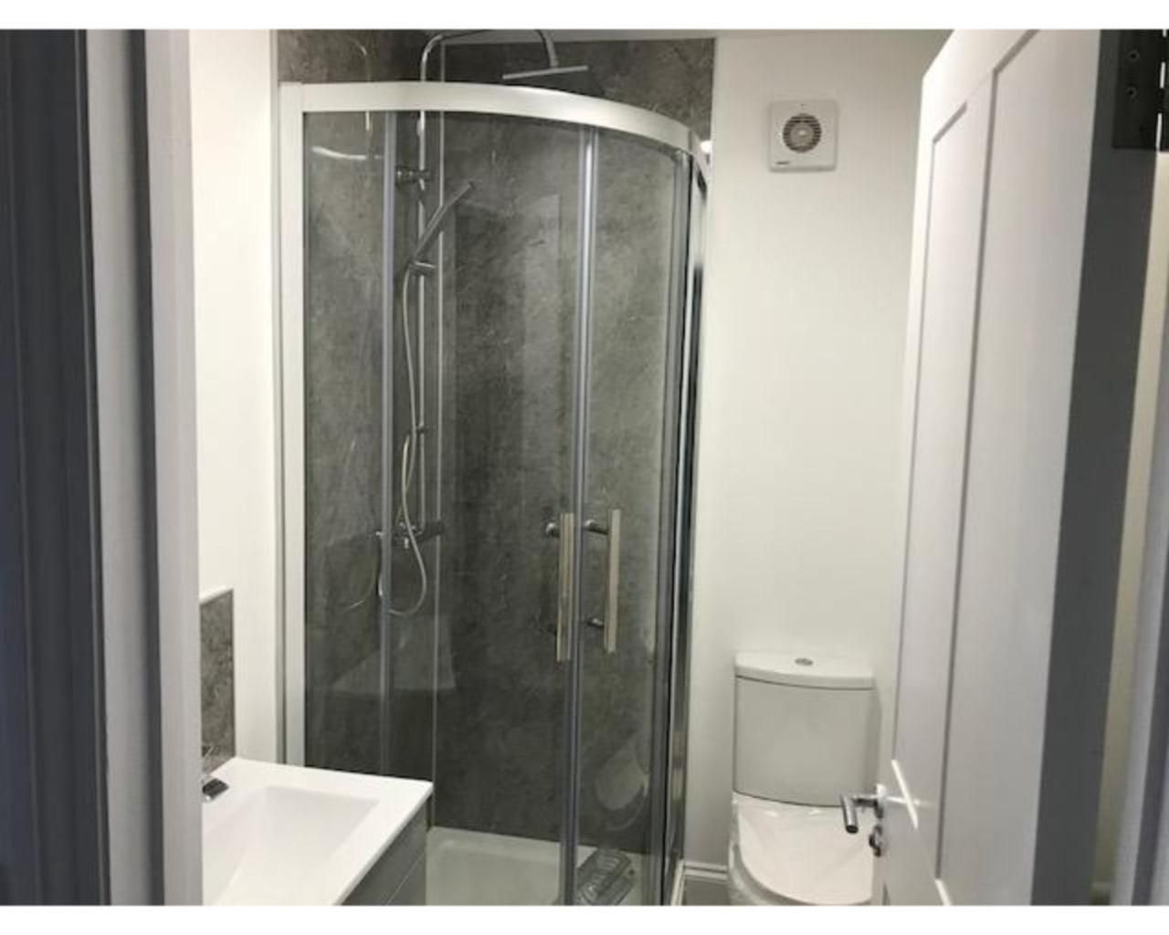 Compact Single Room