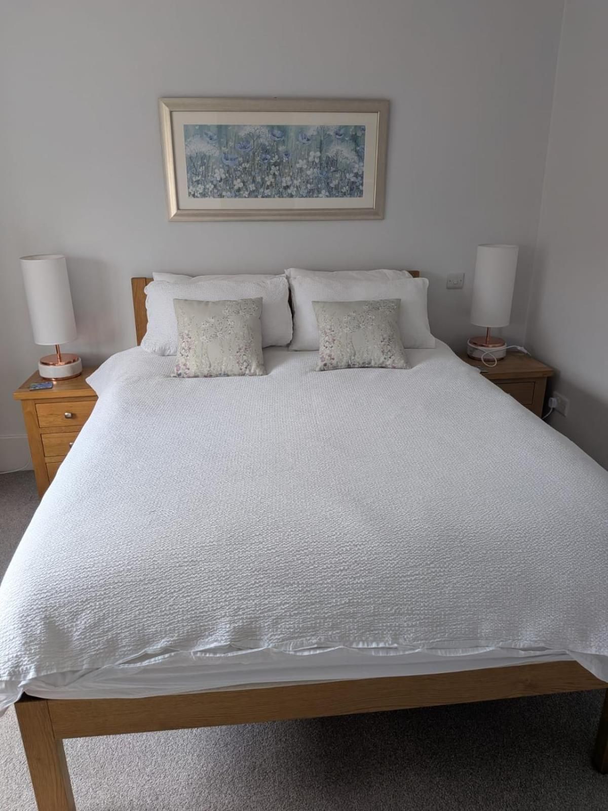 Deluxe Double Room (2 Adults + 1 Child)