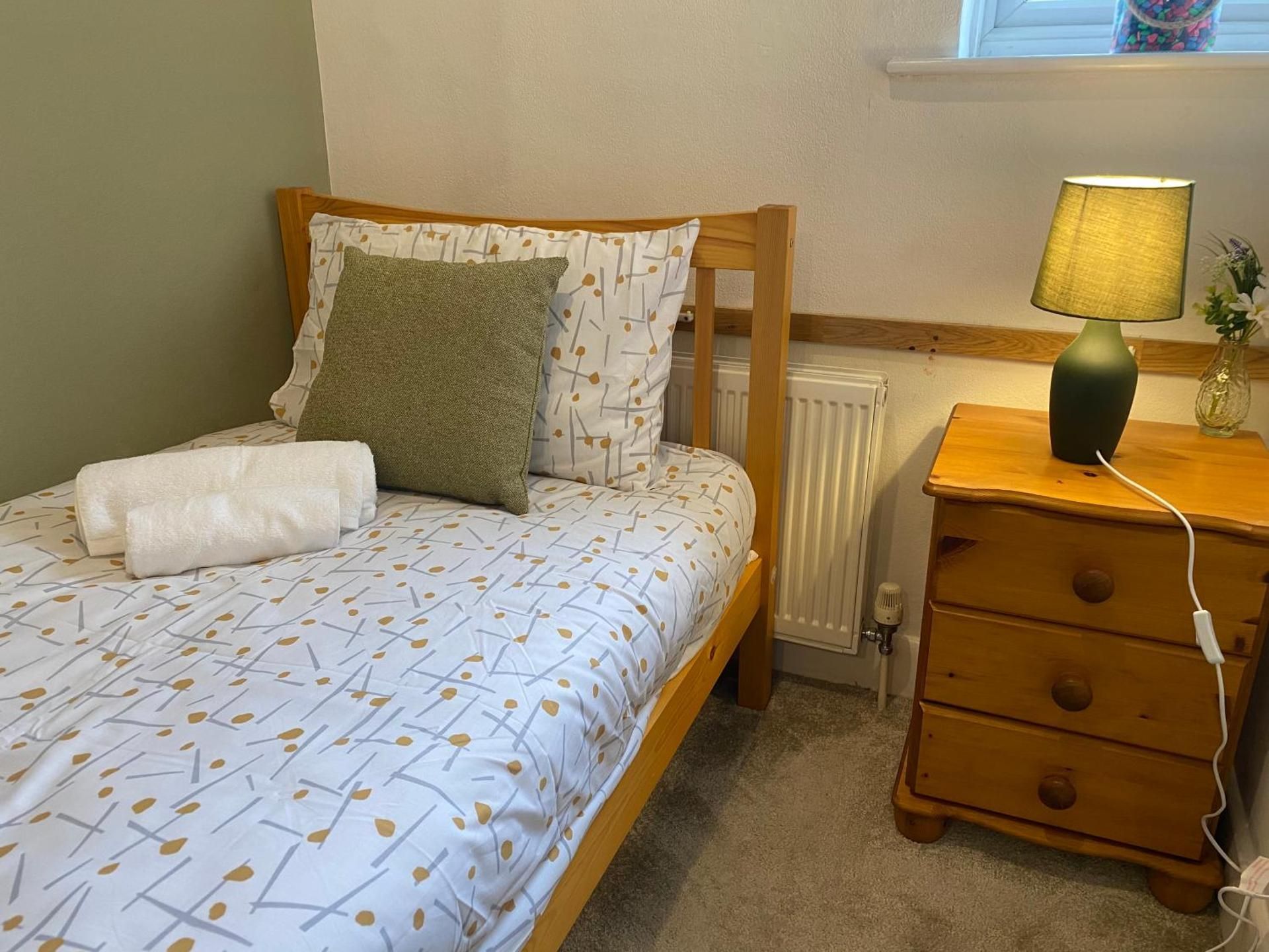 Single Room with Shared Bathroom