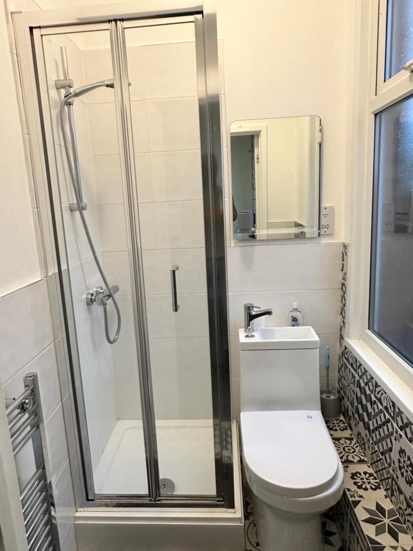 Double Room with Private Bathroom