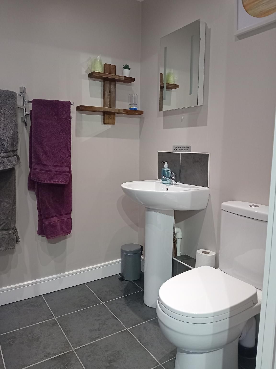 Double Room-Private Bathroom-2