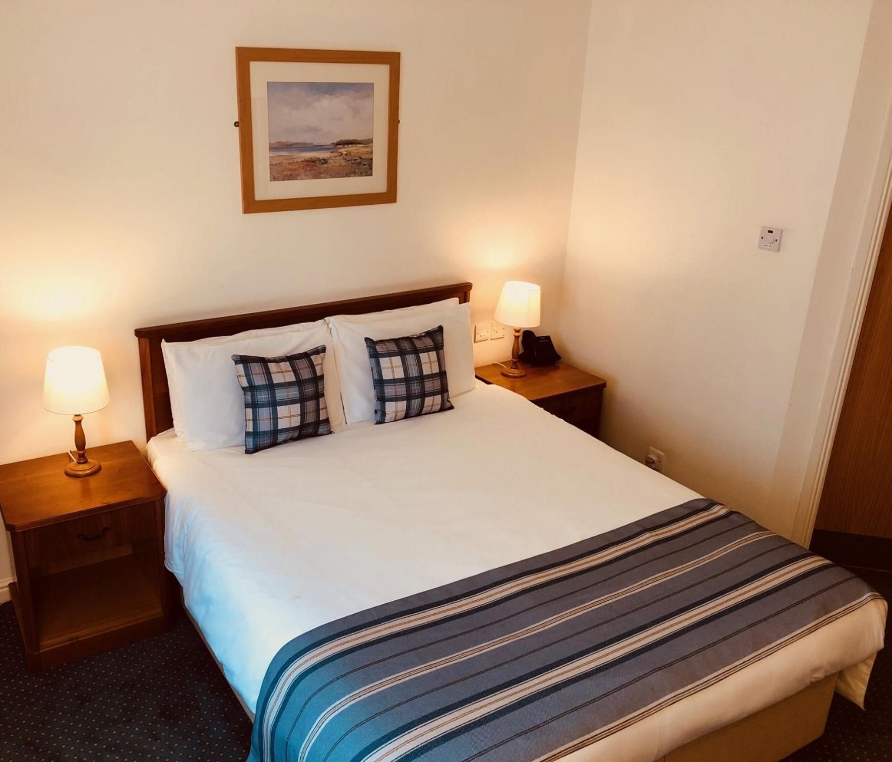 Stoneleigh Park Lodge Standard Double Room 2