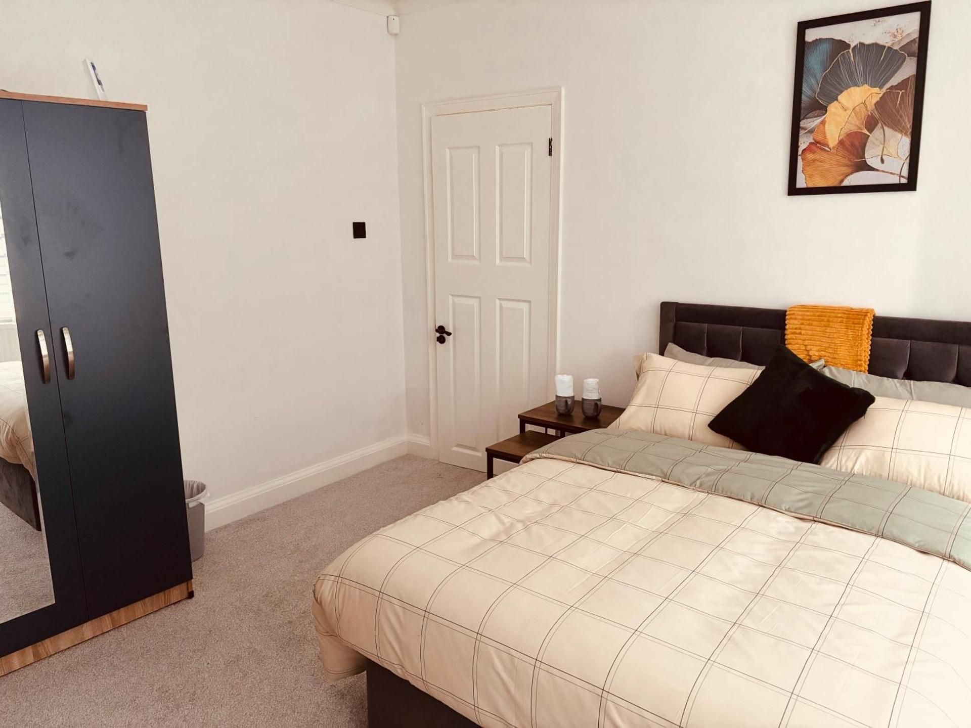 Double Room with Shared Bathroom
