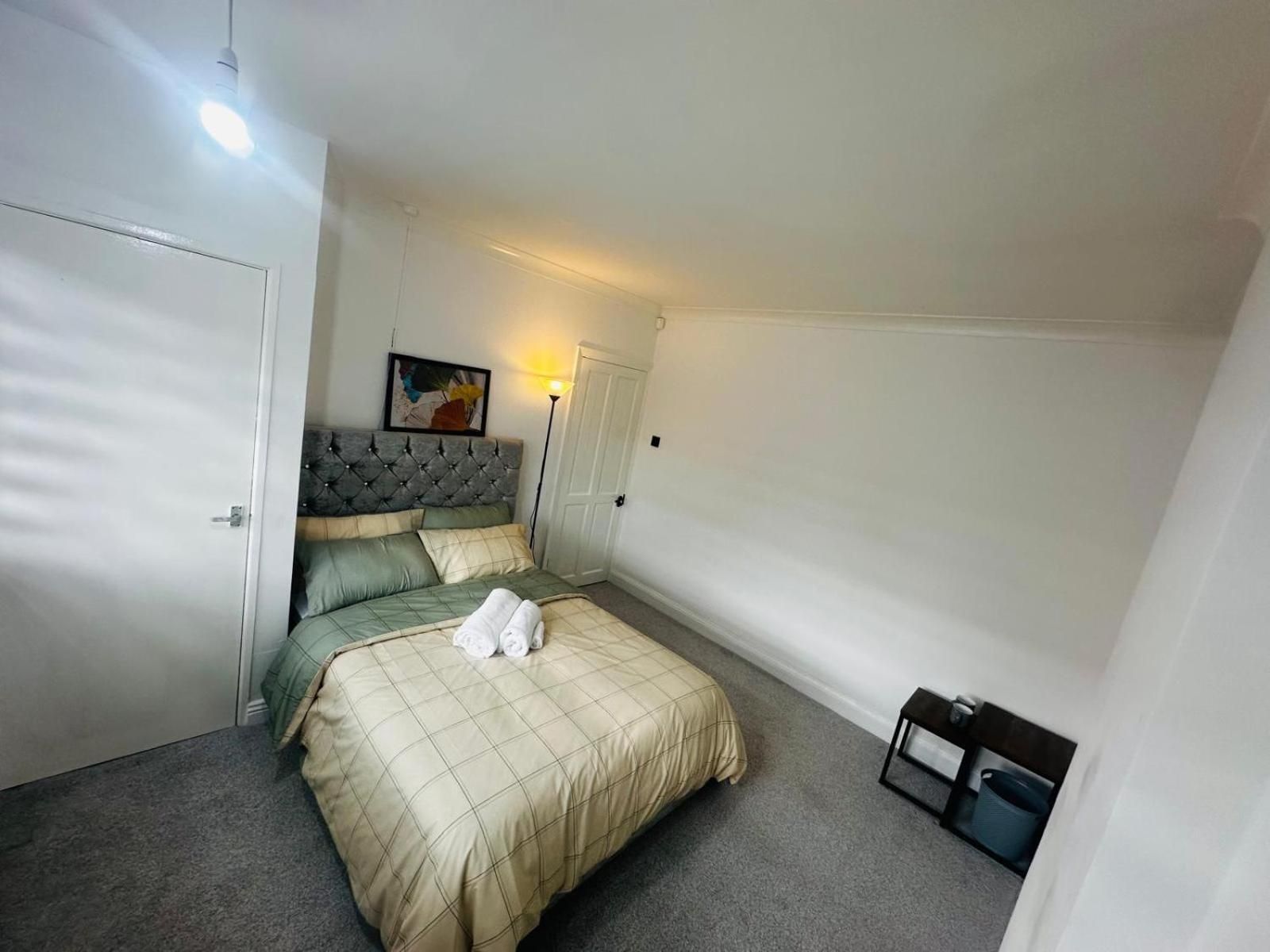 Double Room with Shared Bathroom