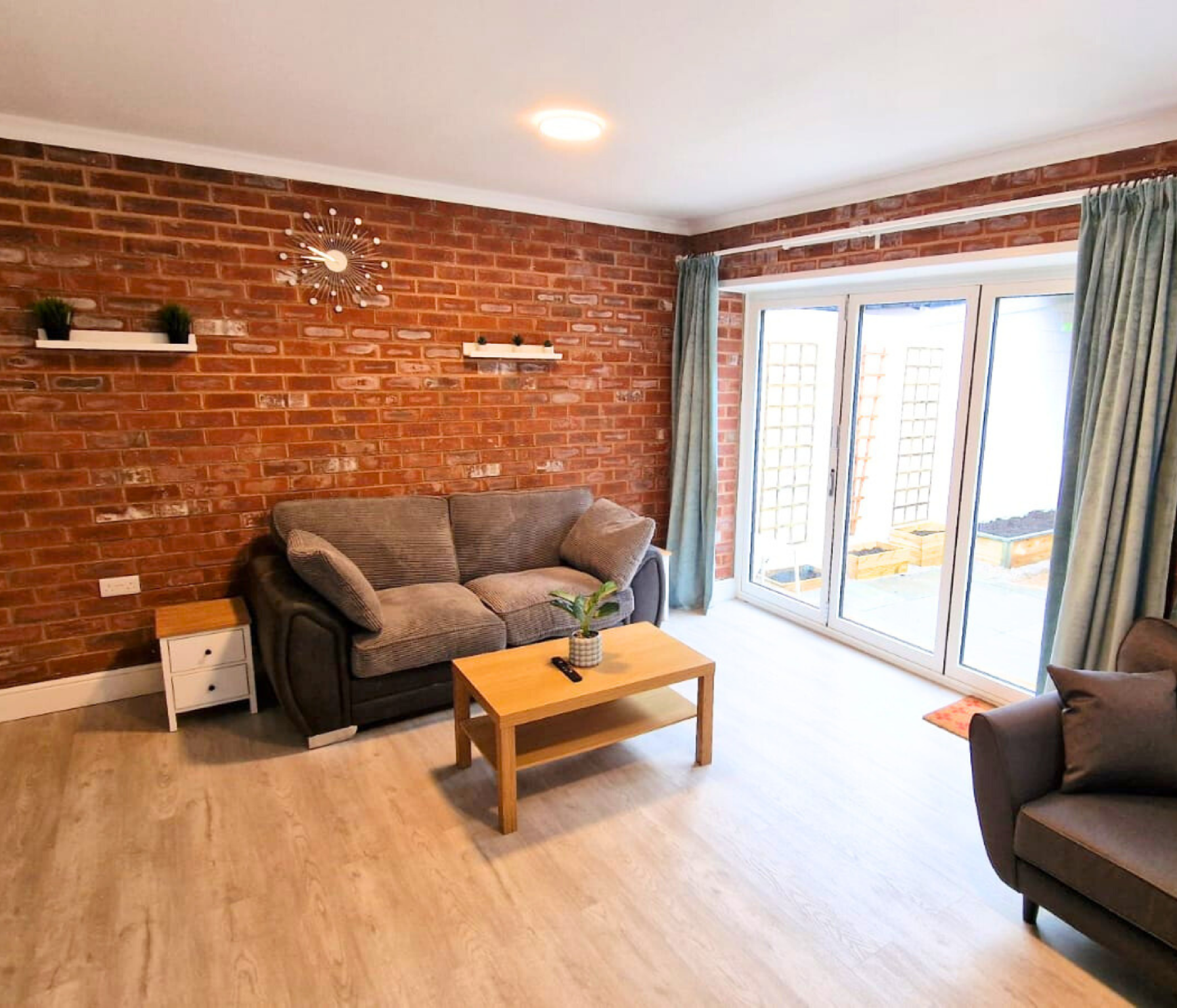 Garden View-Apartment-Private Bathroom