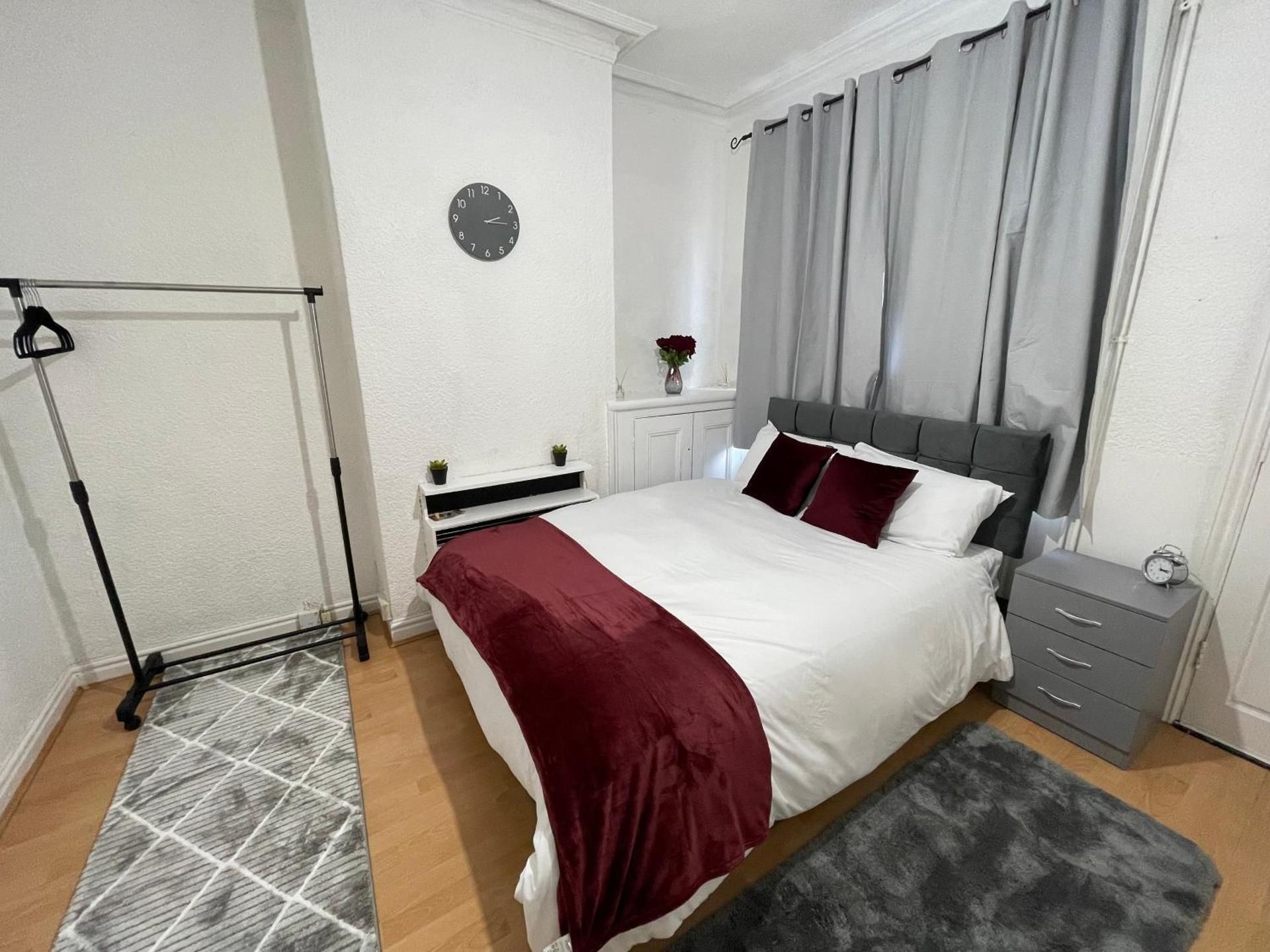 Apartment - Split Level