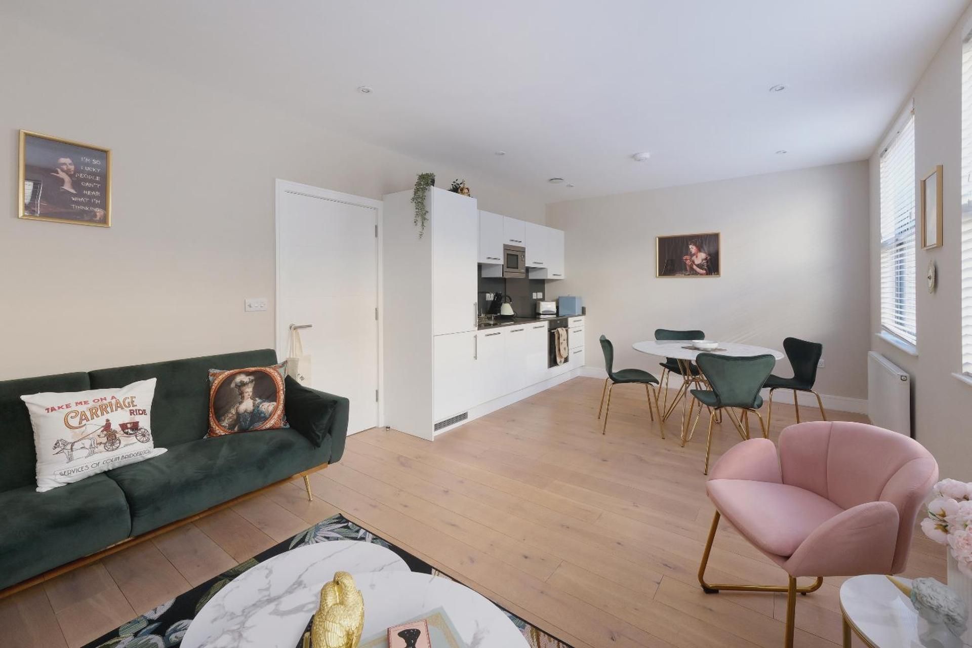 John Street One-Bedroom Apartment 2